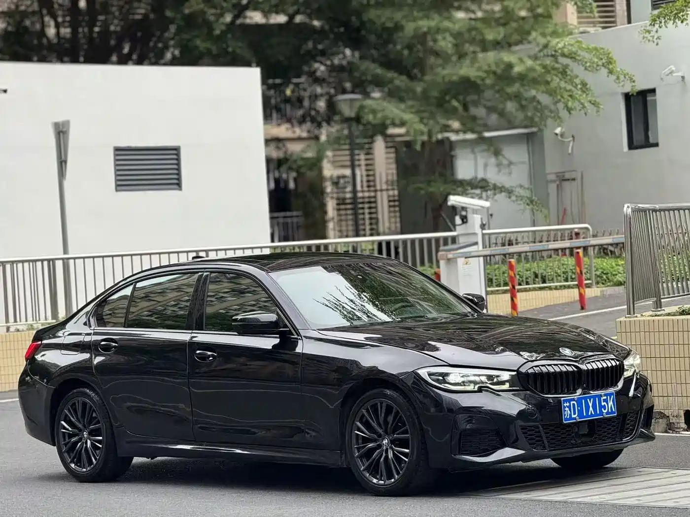 Фото 2 - BMW 3 Series