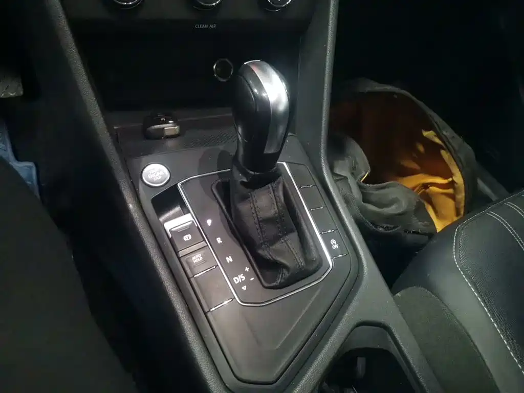Volkswagen Tiguan L 2023 330TSI Auto 2WD Comfort Edition фото 11