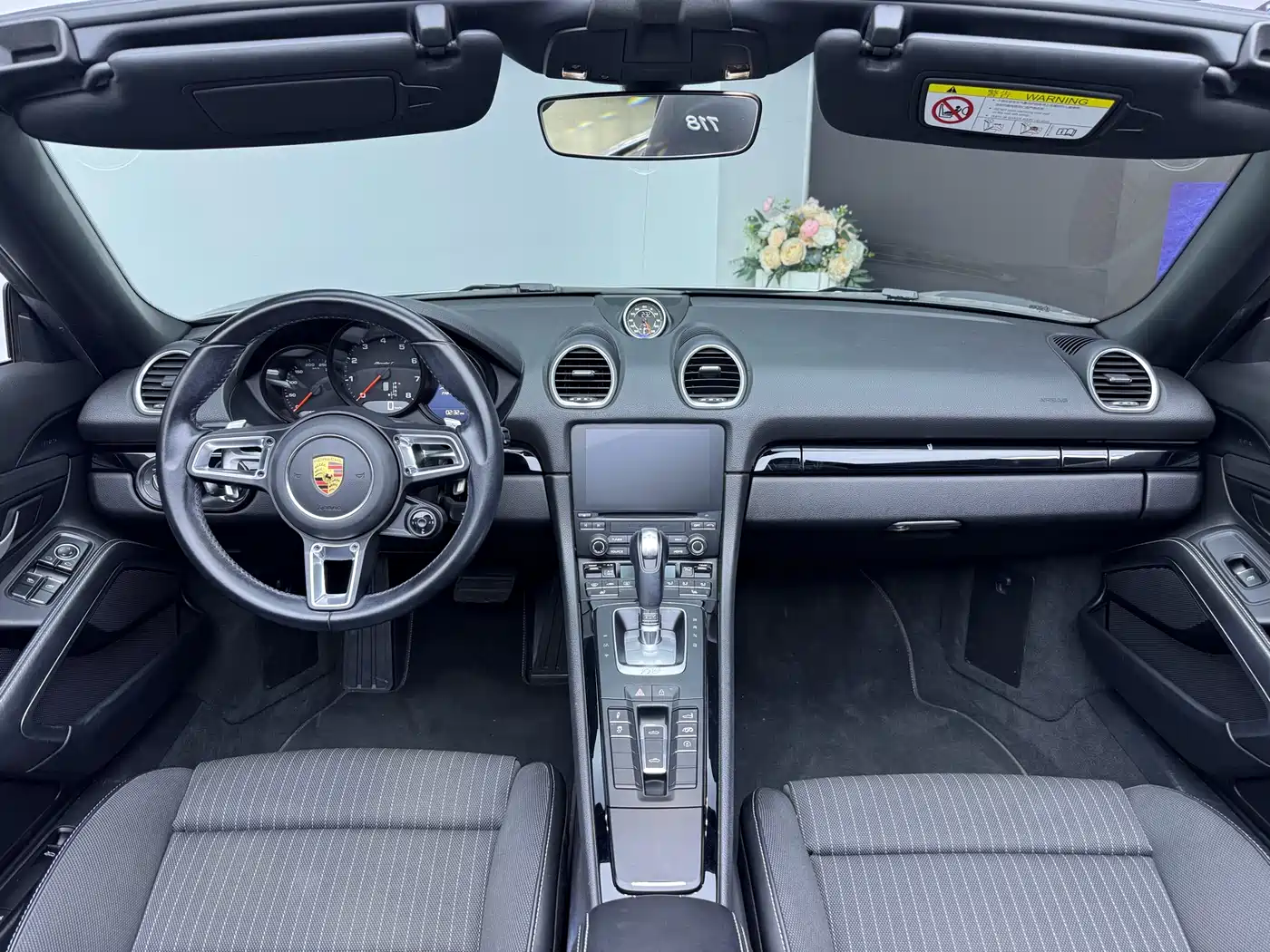 Porsche 718 2019 Boxster T 2.0T фото 4