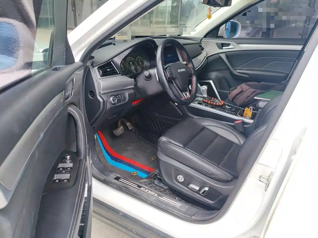 Фото 14 - Haval H7