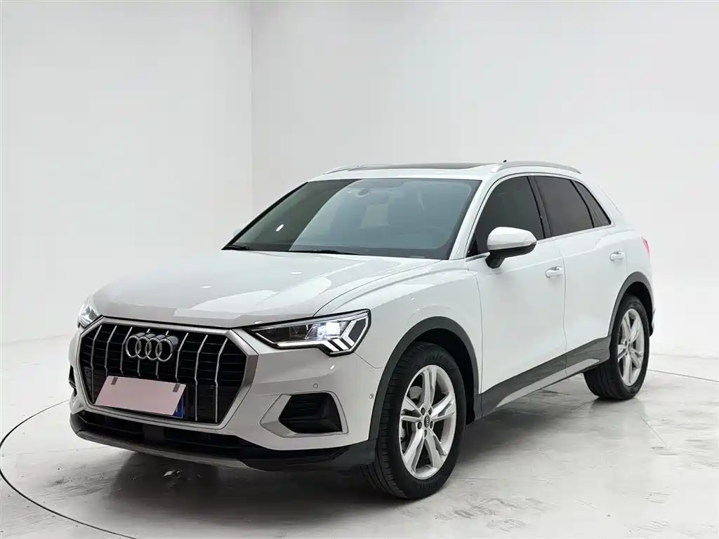 Audi Q3 2022 35 TFSI Fashion Elegance