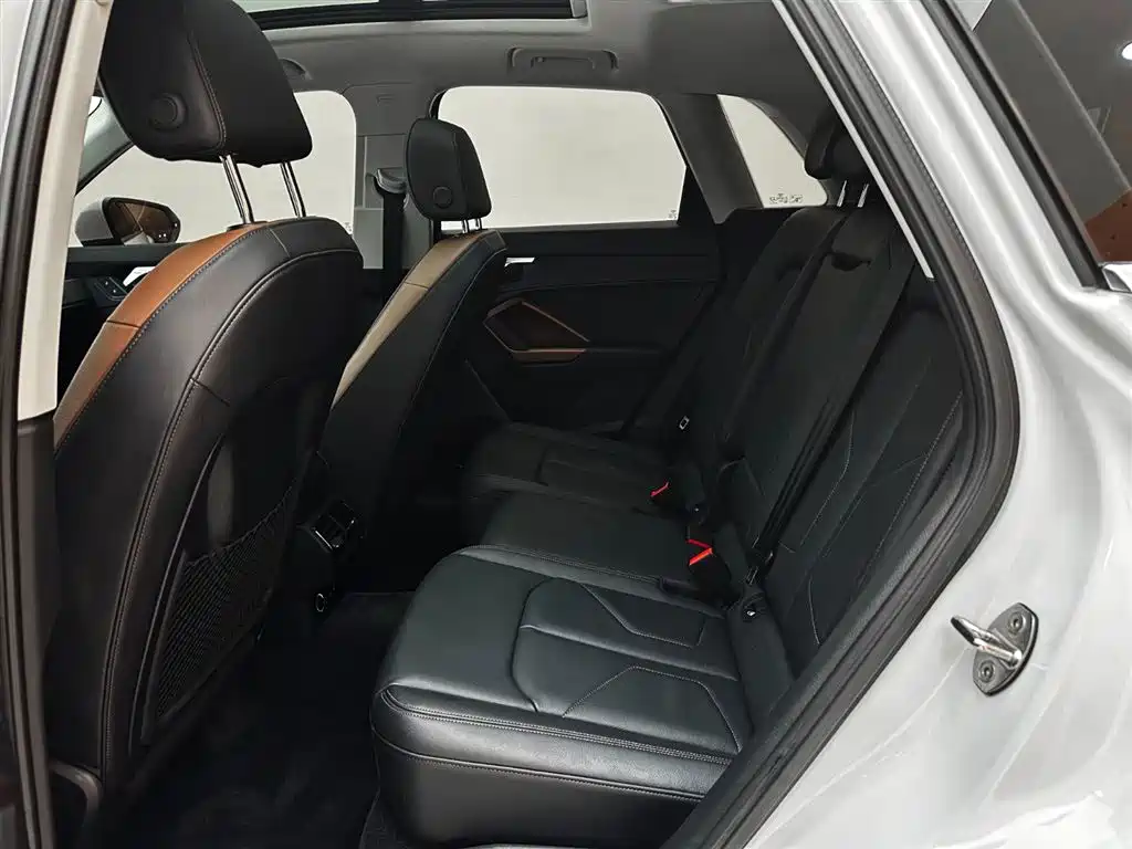 Audi Q3 2022 35 TFSI Fashion Elegance фото 21