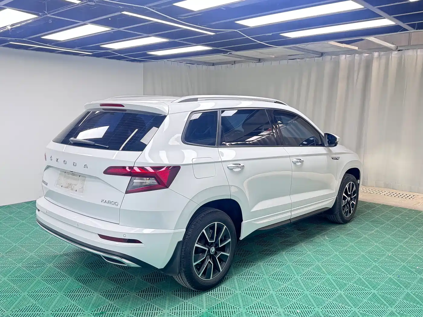 Škoda Karoq 2023 TSI280 Premium Edition фото 6