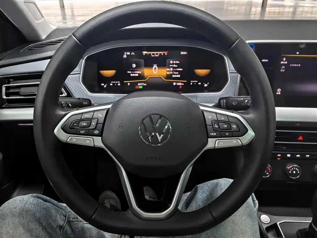 Volkswagen Lavida 2023 280TSI DSG Comfort Edition фото 3