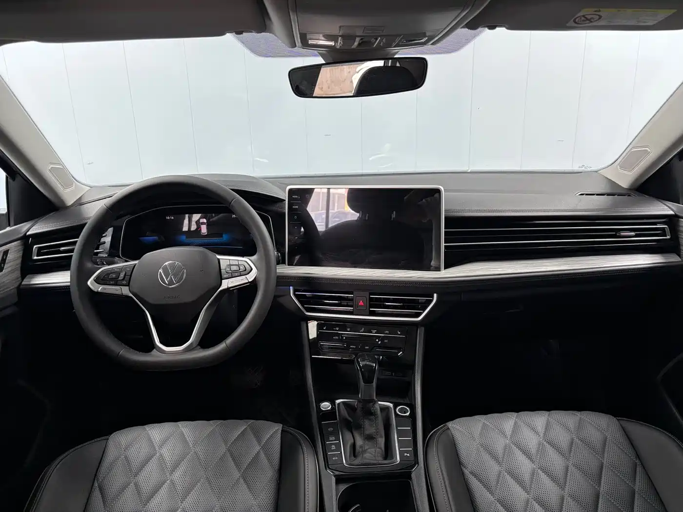 Volkswagen Sagitar, миниатюра 7
