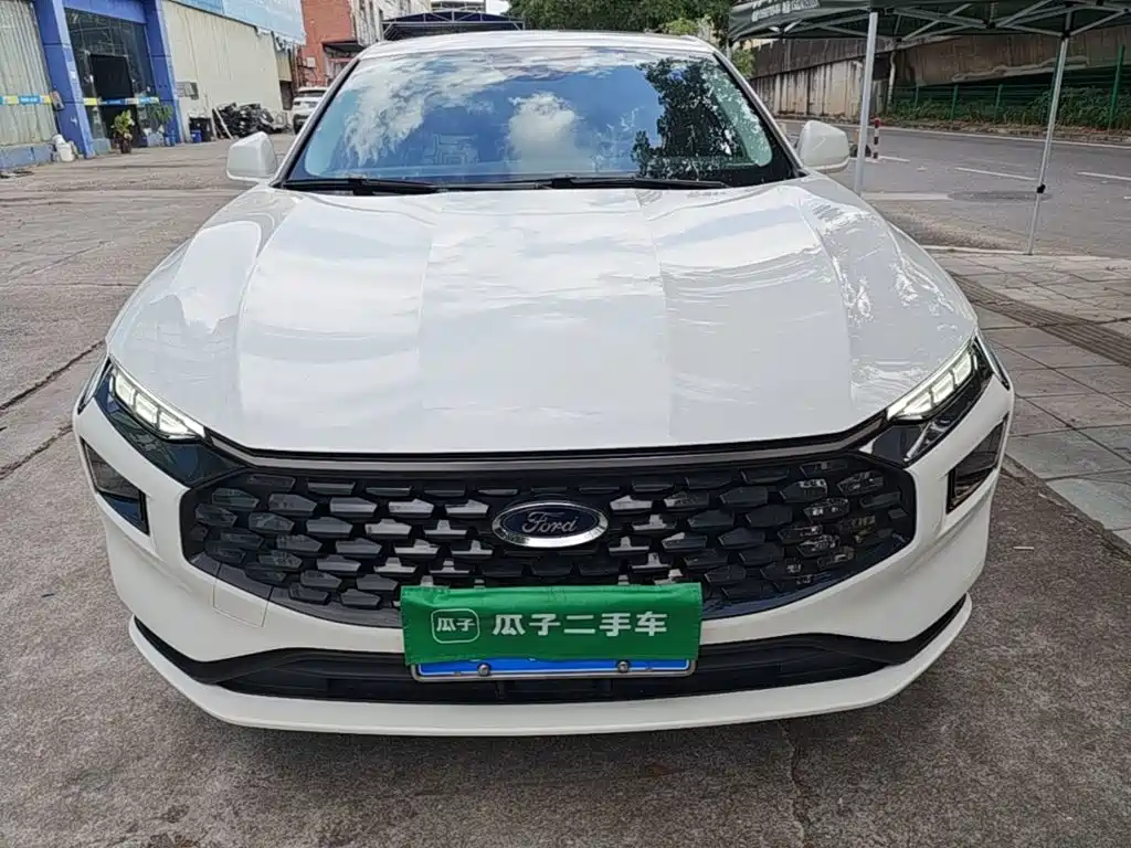 2025 Ford Mondeo