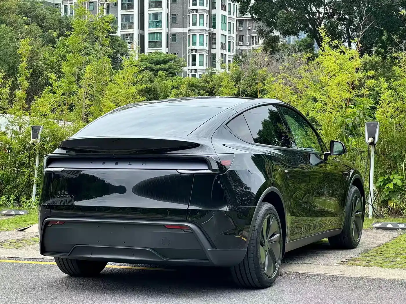 Tesla Model Y 2026 2026 Rear-Wheel Drive