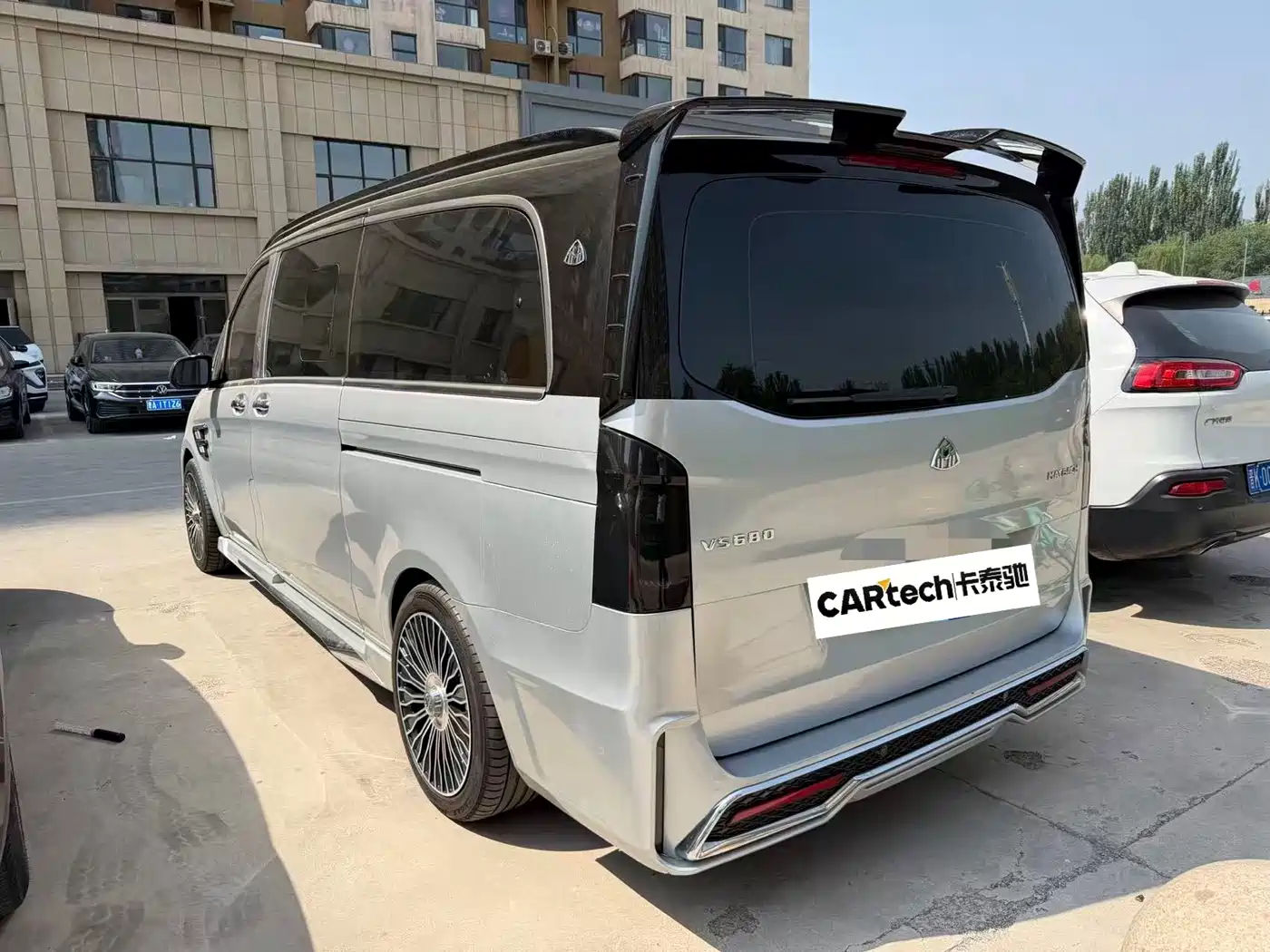 Mercedes-Benz Vito 2024 2.0T Business 7-Seater фото 2