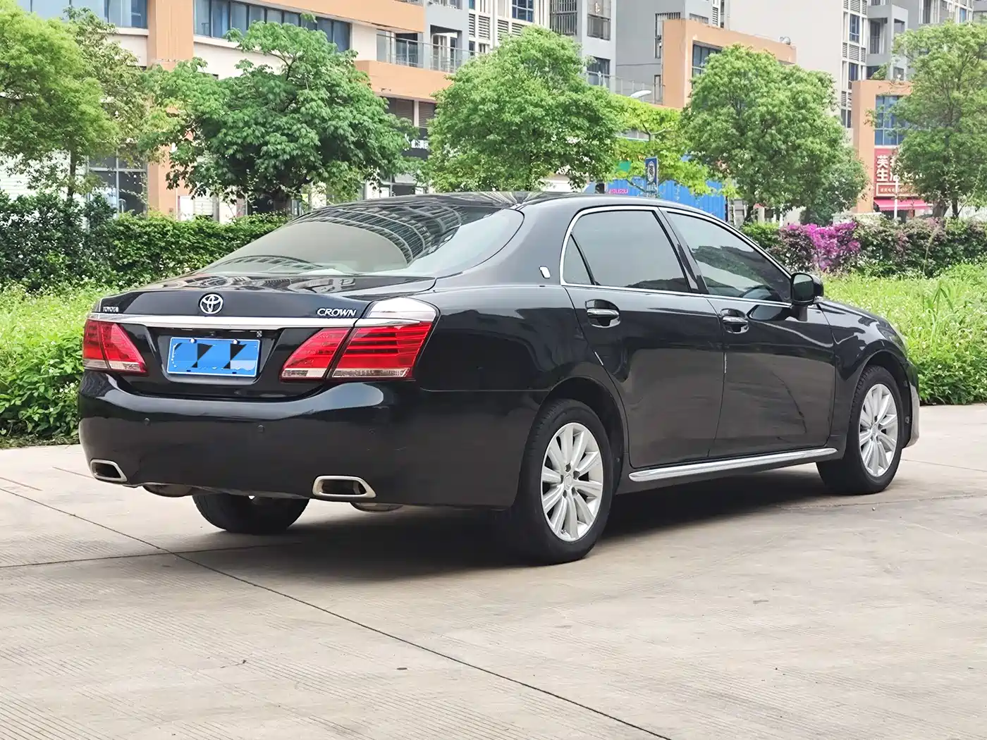 Toyota Crown 2012 2.5L Royal фото 4
