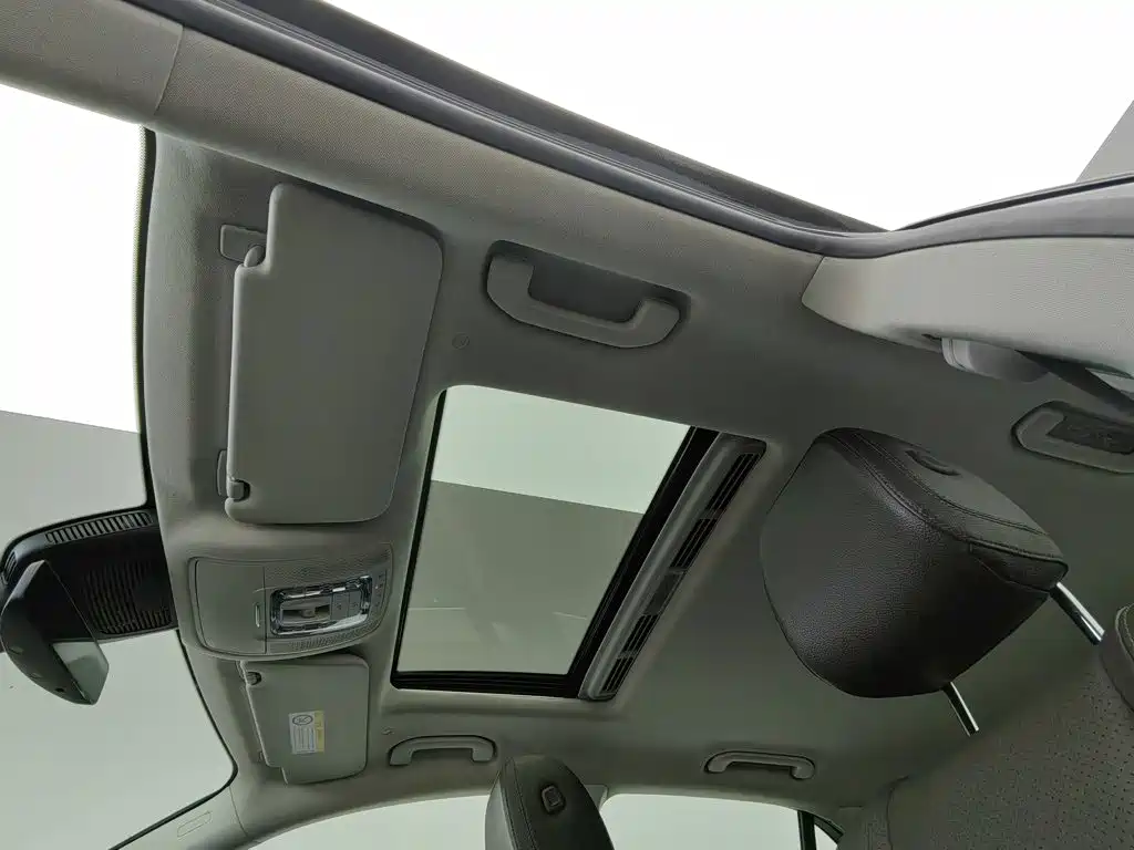 Photo 14 - Mercedes-Benz GLE