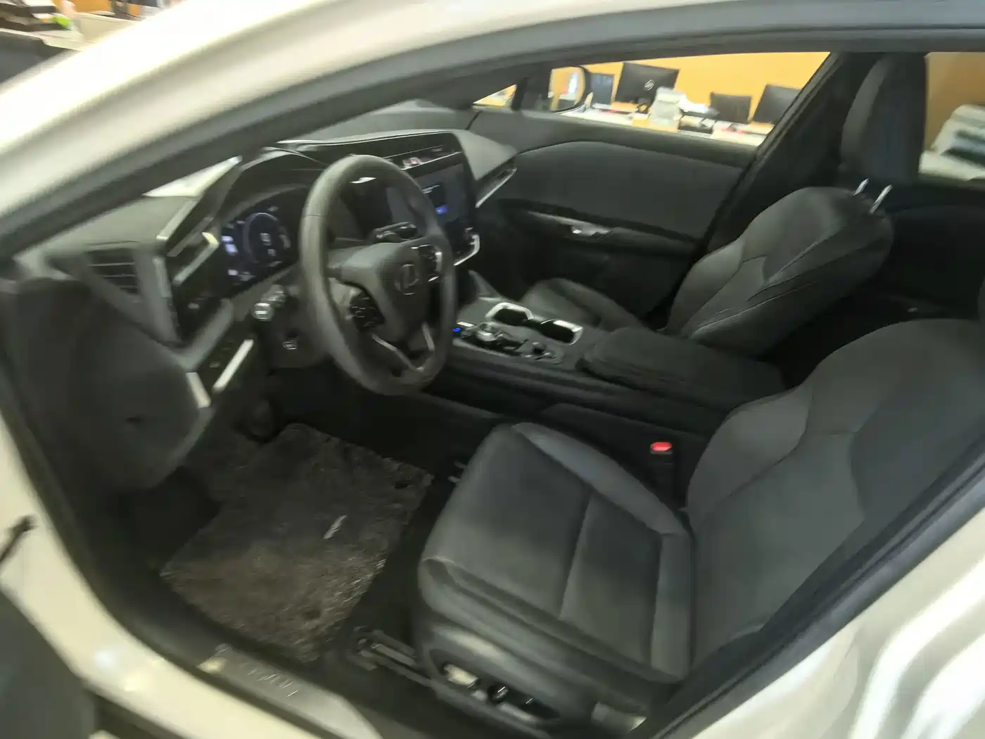 Lexus RZ 2023 2023 450e 4WD Deluxe