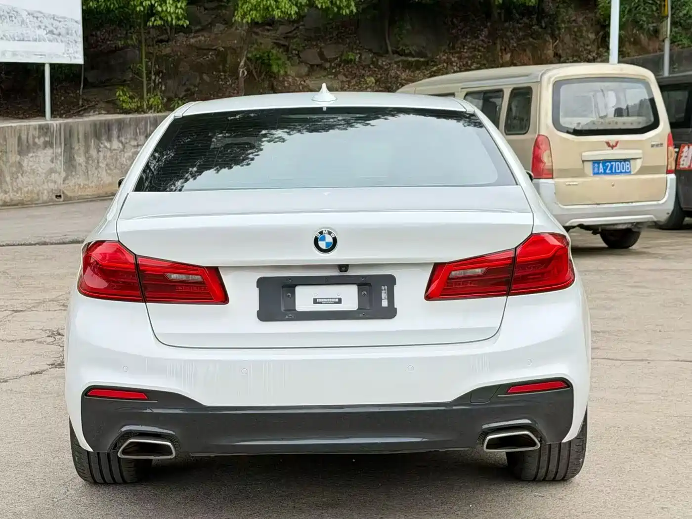 BMW 5 Series 2020 525Li M Sport Package фото 7