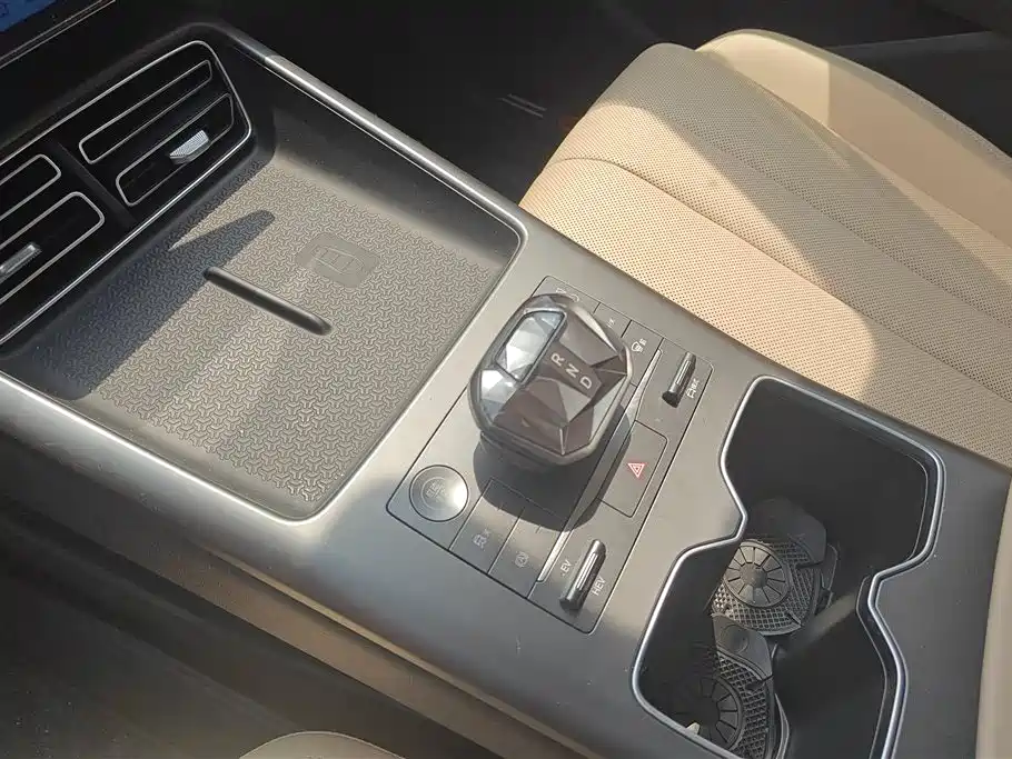 BYD Song Pro New Energy 2025 2nd Gen DM-i 75KM Leading Type фото 16