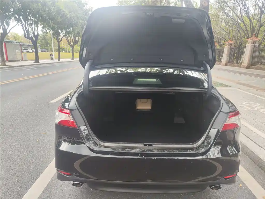 Toyota Camry 2019 2.0E Elite Edition China VI фото 9