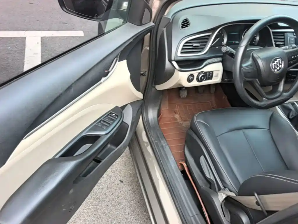 Фото 16 - Buick Excelle