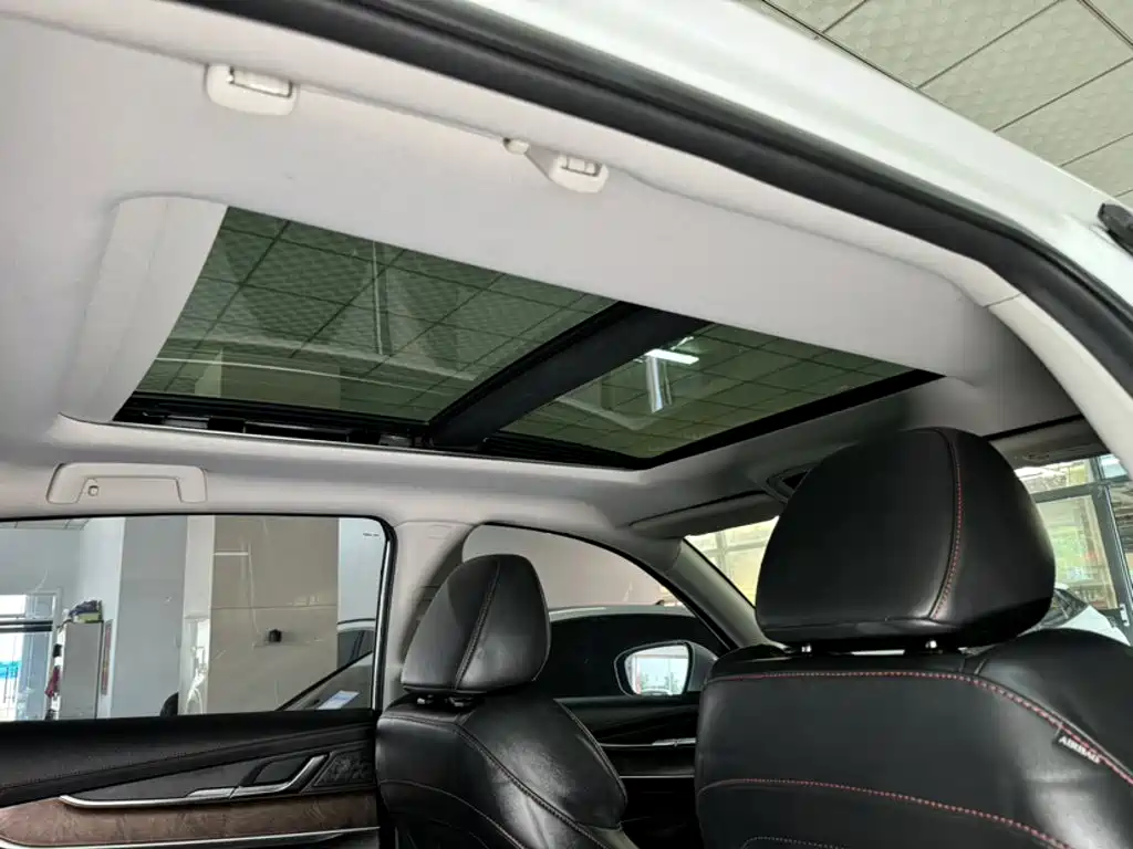 Exeed Windchaser 2021 2020 Riding the Wind and Waves 1.5T CVT Star Glory Edition