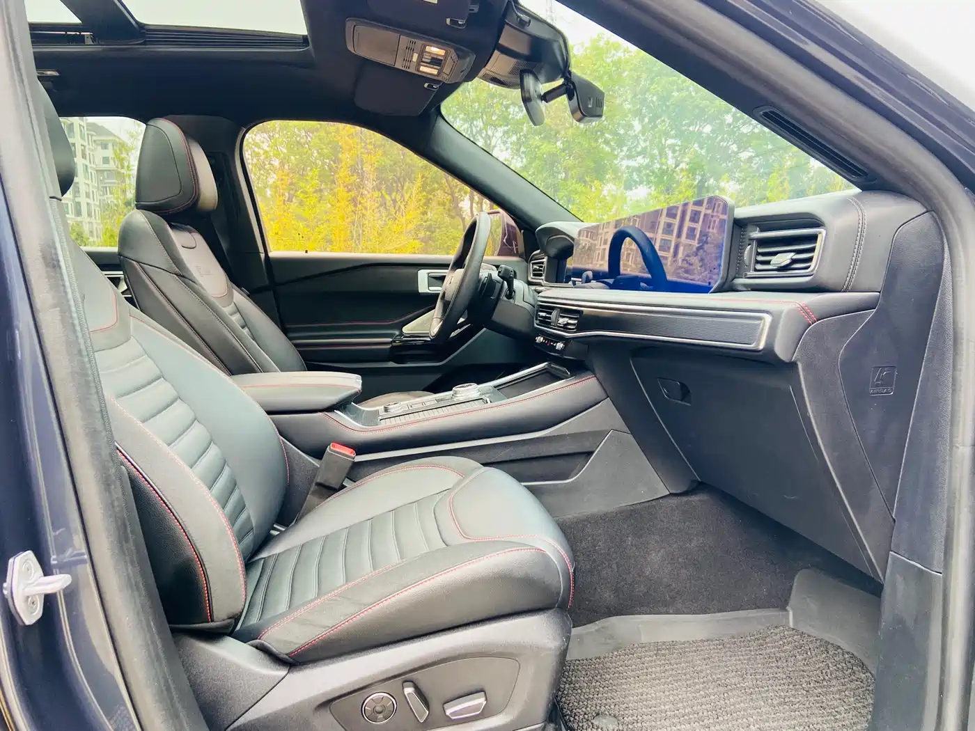 Ford Explorer 2023 EcoBoost 285 AWD ST-LINE 6-Seater фото 13