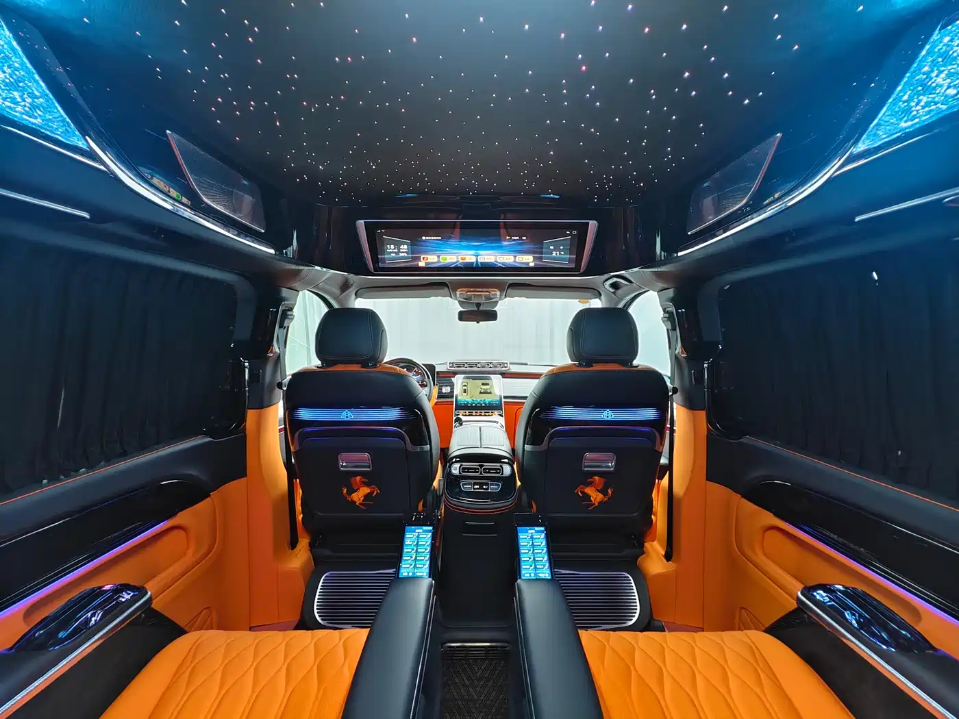 Mercedes-Benz Vito 2024 2.0T Business 7-Seater фото 22