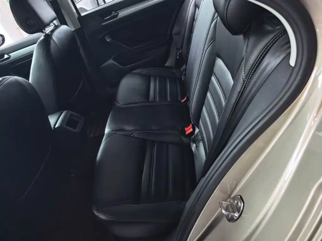 Volkswagen Lamando 2017 230TSI DSG Trend Edition фото 17