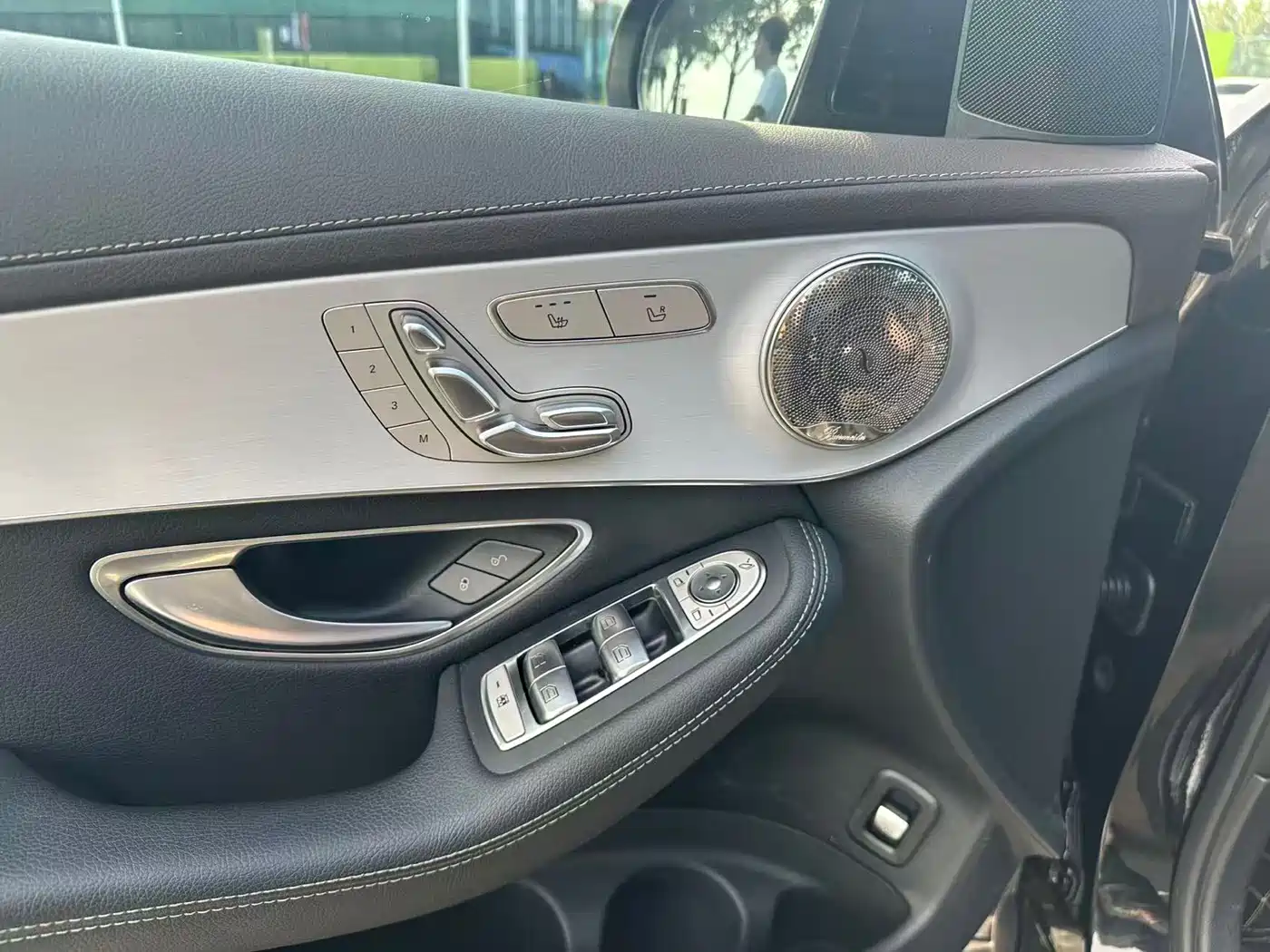 Mercedes-Benz GLC 2022 Facelift GLC 260 L 4MATIC Dynamic фото 4