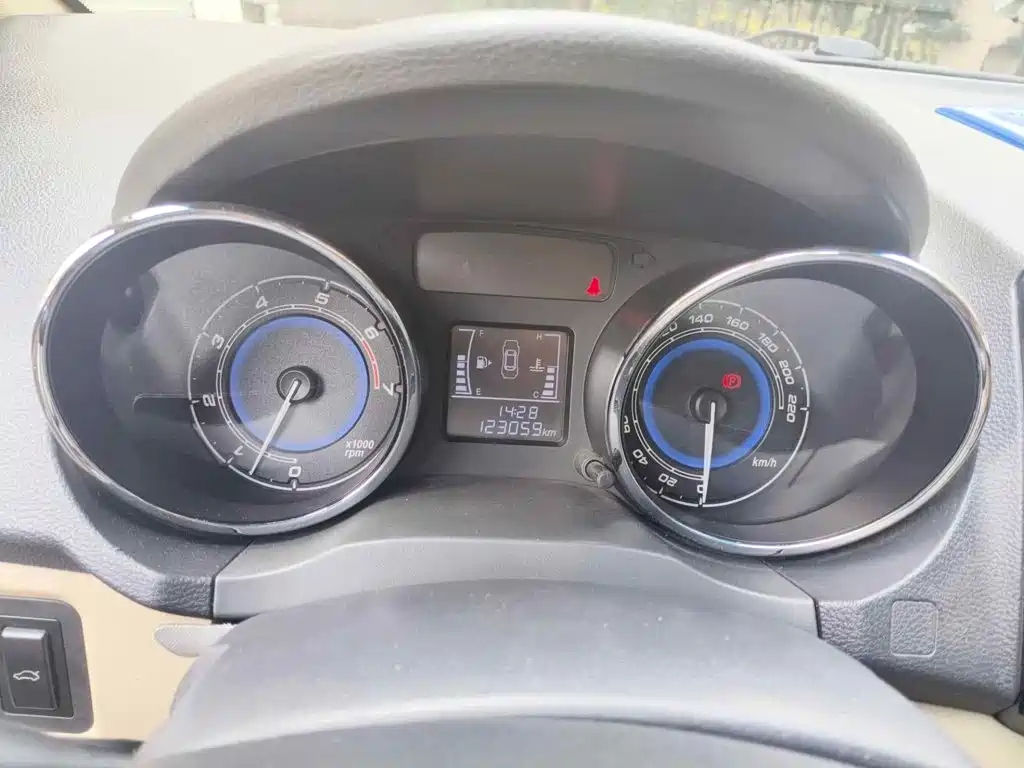 Chery E3 2015 2015 1.5L Manual Smart Edition
