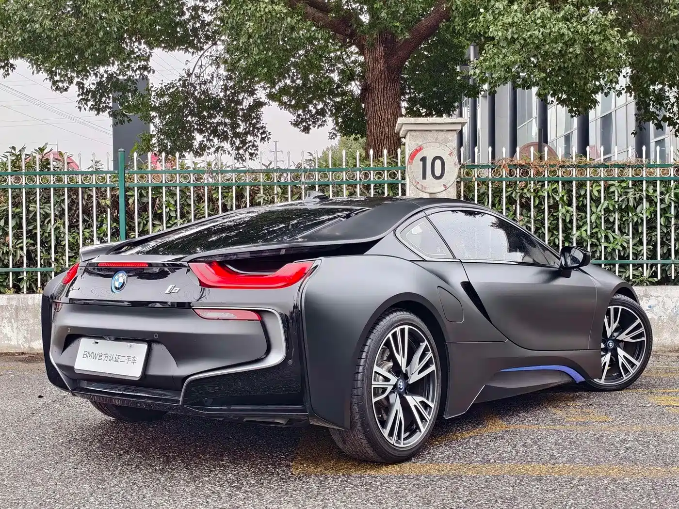 BMW i8 2016 Proton Red Limited Edition фото 5
