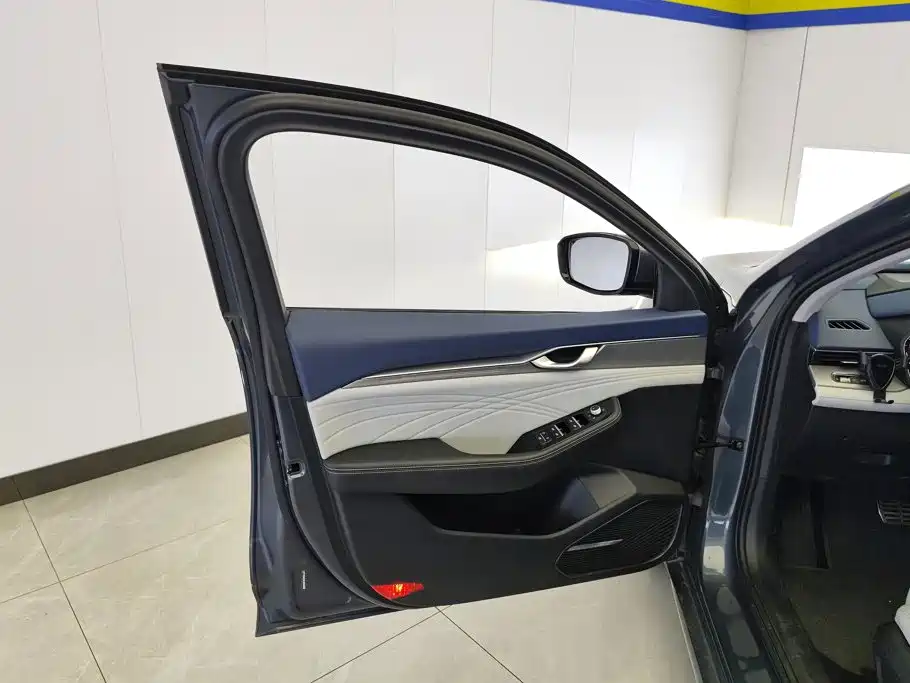Geely Preface 2021 2021 2.0TD Premium