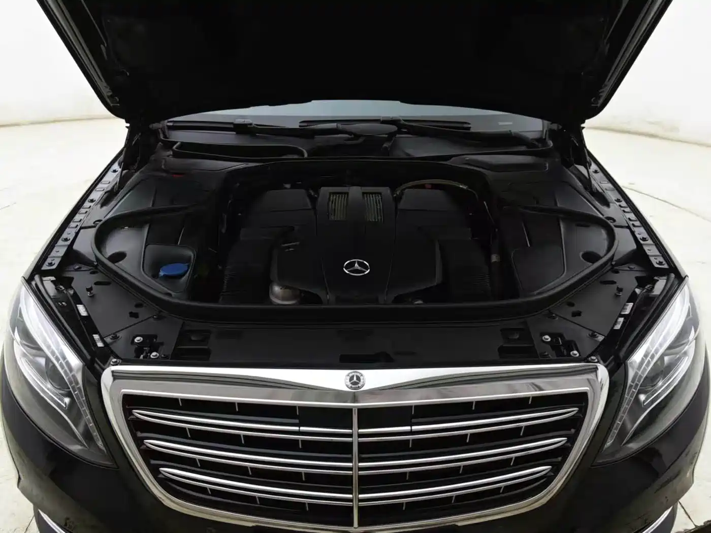 Mercedes-Benz Maybach S-Class 2015 S 400 4MATIC фото 17