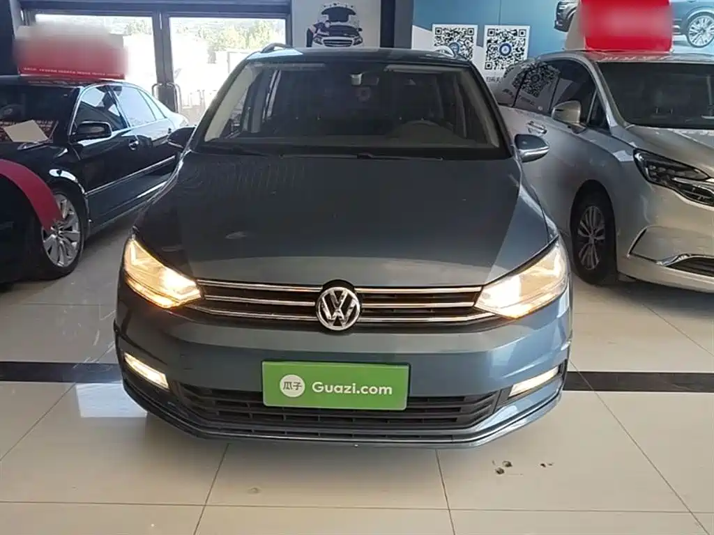 Volkswagen Touran 2016 Touran L 280TSI DSG Comfortline фото 3