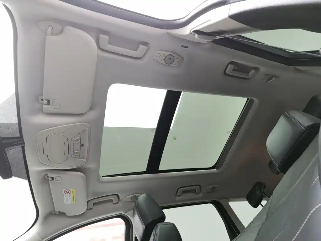 Photo 14 - Ford Kuga