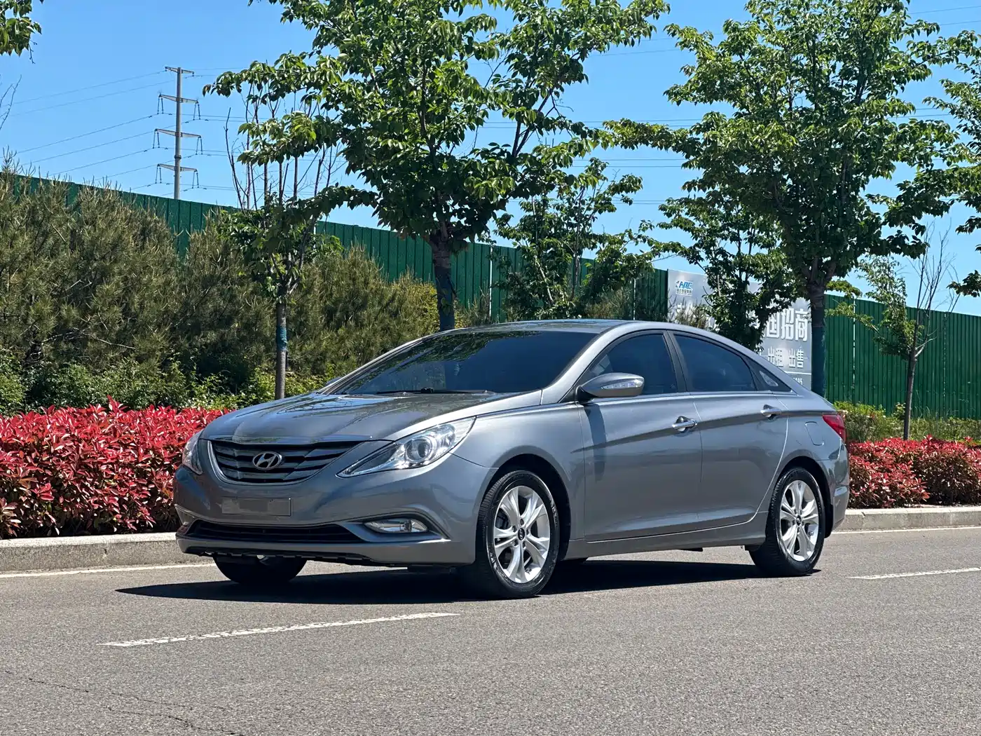 Hyundai Sonata 2011 2.0L Automatic Luxury