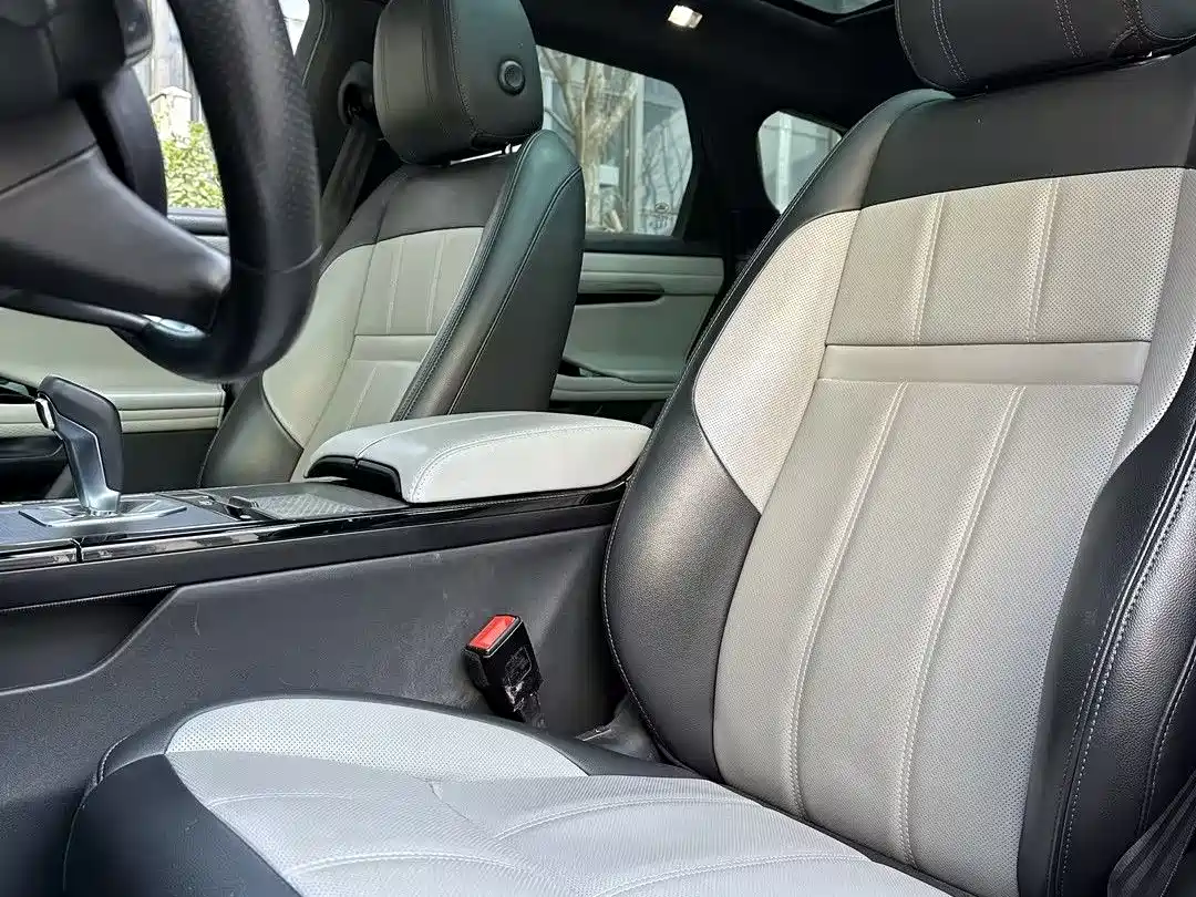 Land Rover Range Rover Evoque 2020 249PS R-DYNAMIC S Sport Edition фото 19