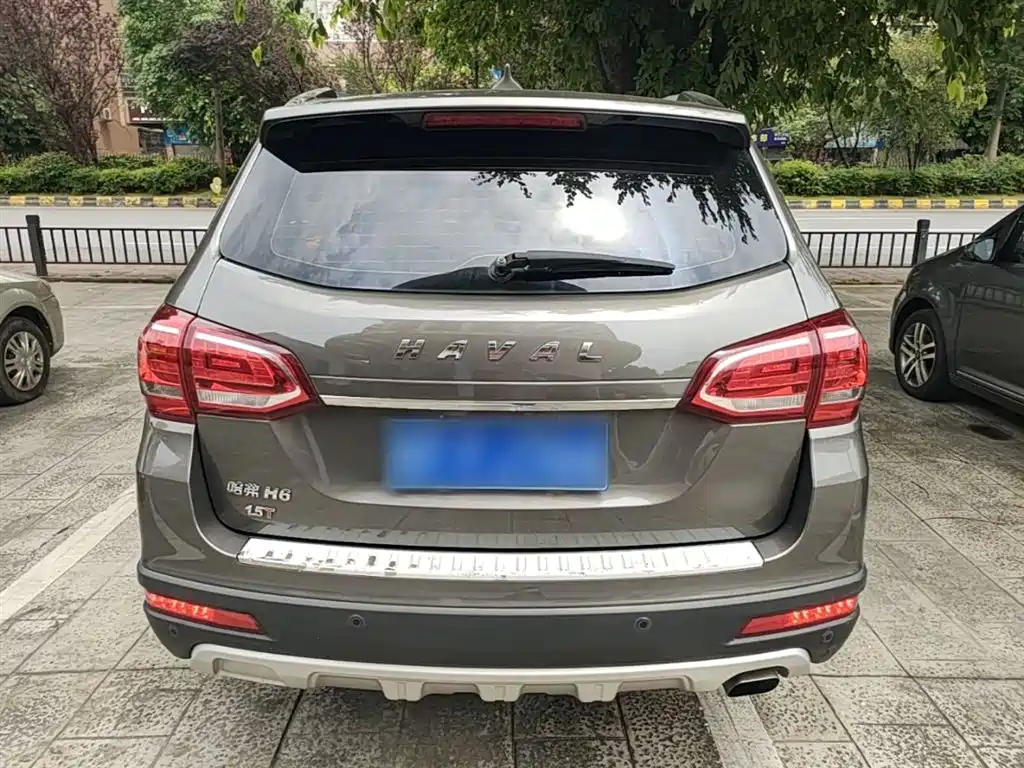 Haval H6 2017 Red Label Sport 1.5T Automatic 2WD Luxury фото 6