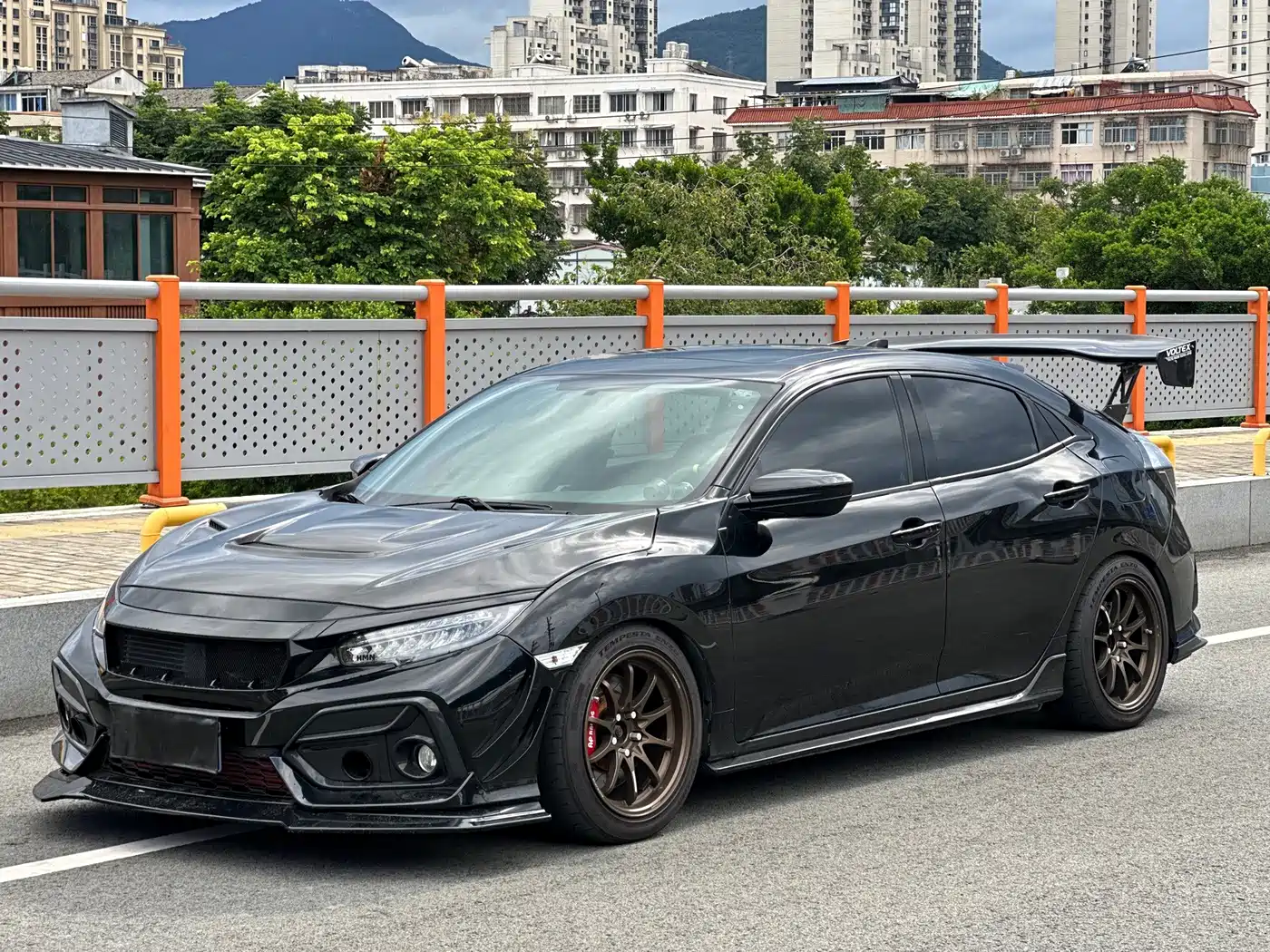 Фото 1 - Honda Civic