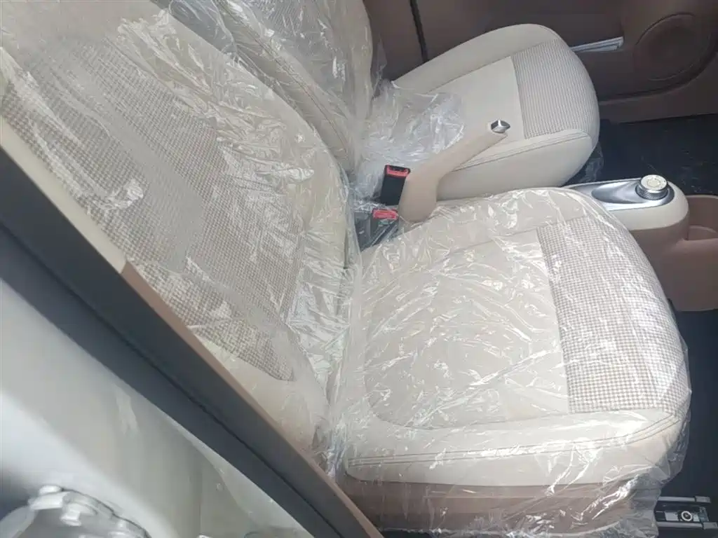Wuling Motors Hongguang MINIEV 2026 2025 4-Door Advanced