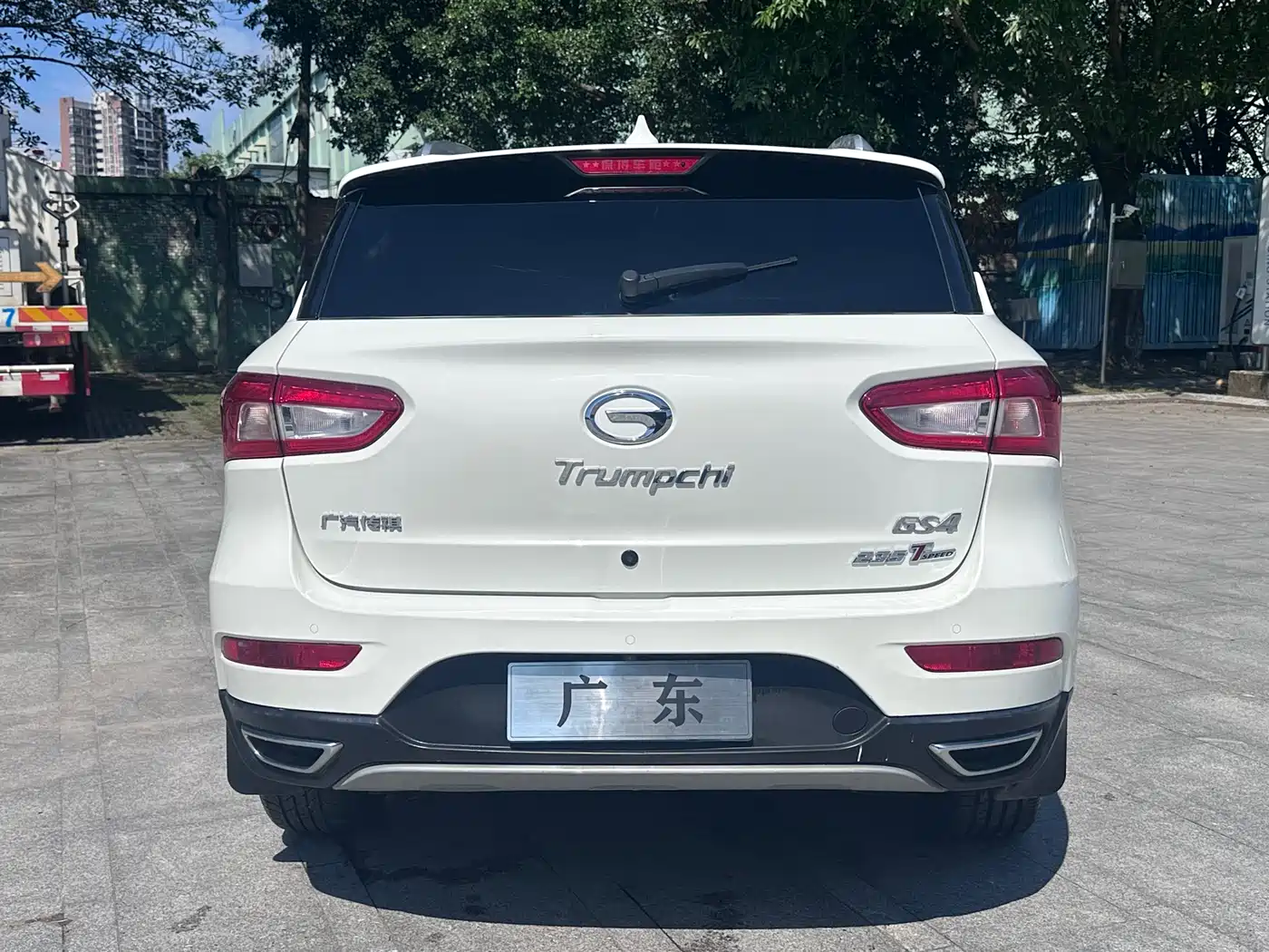 GAC Trumpchi Trumpchi GS4 2016 235T G-DCT Luxury Edition фото 8