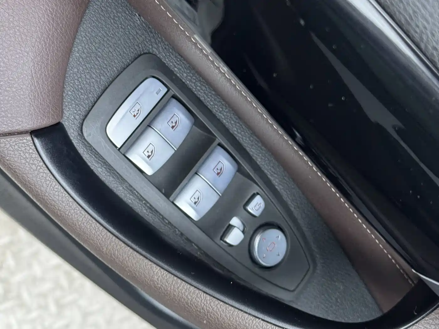 BMW X1 2022 sDrive25Li Leading фото 7