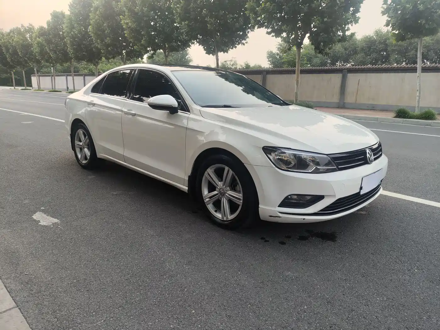 Volkswagen Lamando 2017 280TSI DSG Comfort Edition фото 3