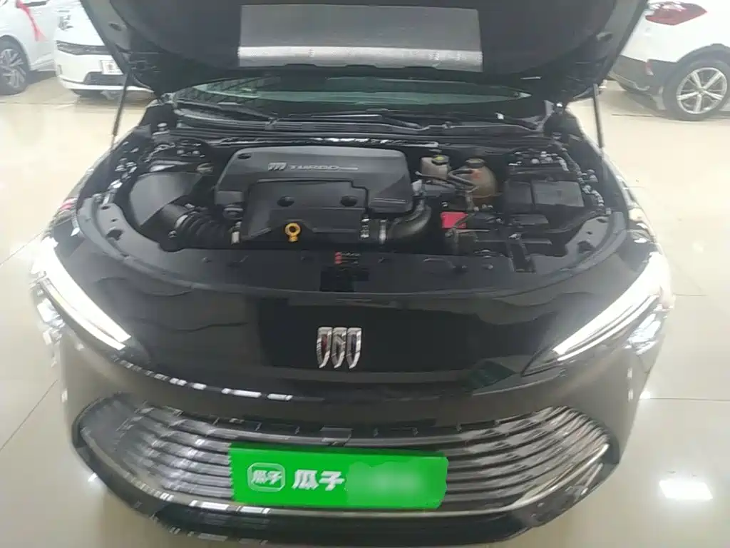 Buick LaCrosse 2024 2023 Facelift 25T Overland Edition
