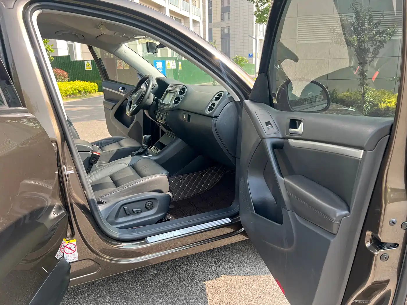 Volkswagen Tiguan 2015 1.8TSI Automatic 2WD Comfortline фото 6