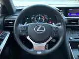Фото 7 - Lexus IS