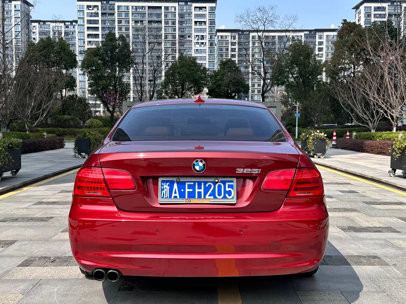 BMW 3 Series (Import) 2011 325i Coupe фото 5