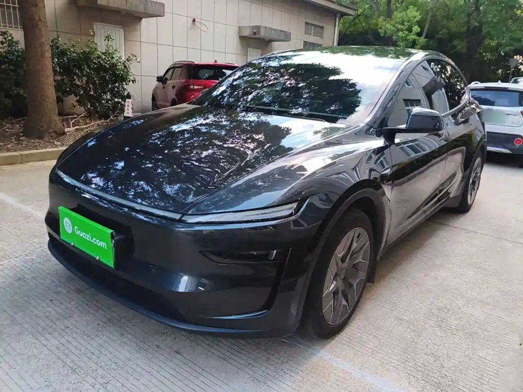 Tesla Model Y L 2025 2025 Facelift Long Range AWD