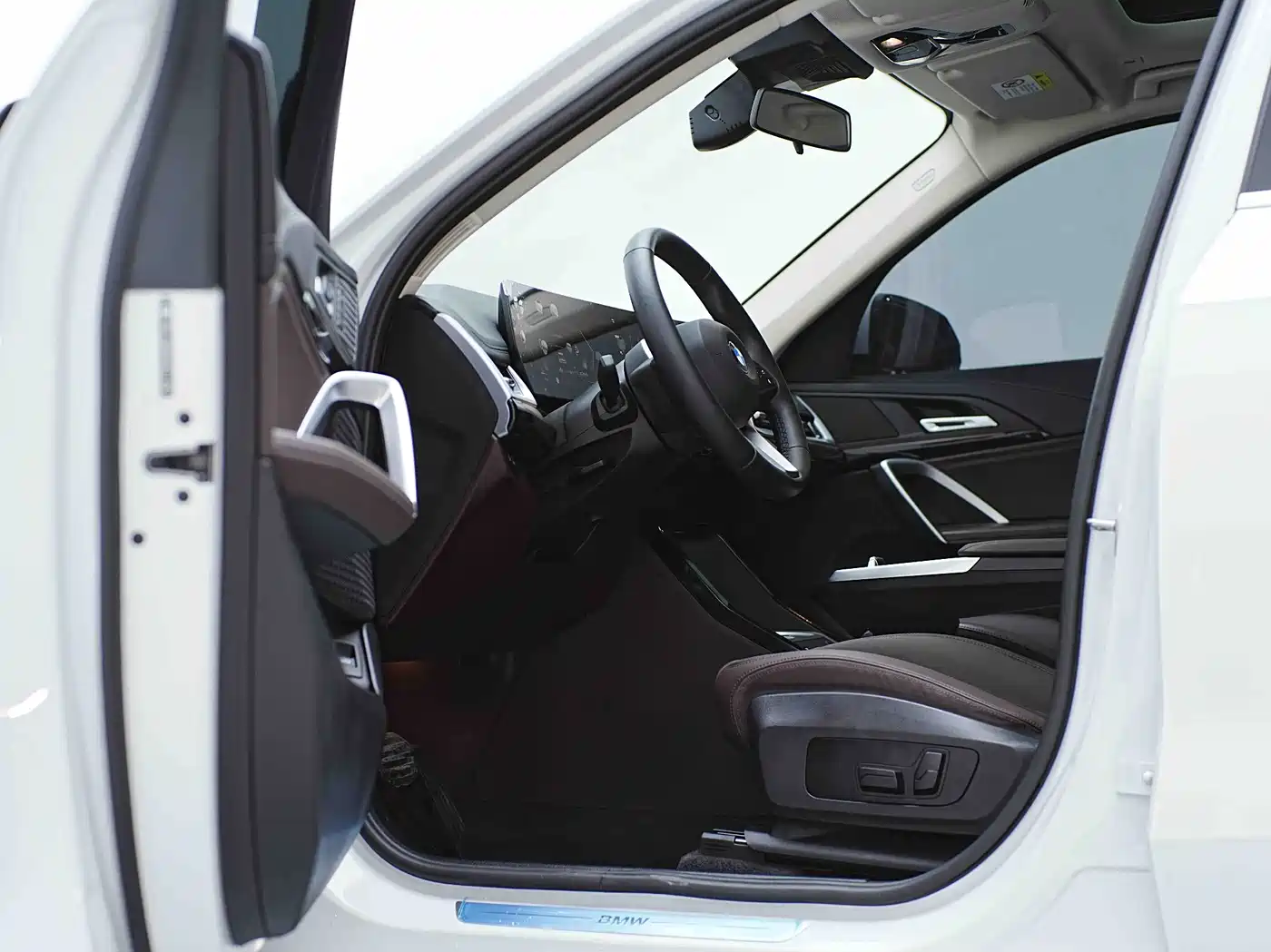 BMW X1 2023 sDrive20Li X Design Package фото 20