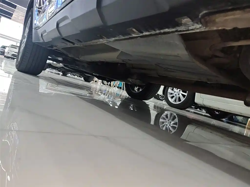Hyundai Beijing Hyundai ix35 2018 2.0L Automatic 2WD Zhiyong·Enjoyment Edition фото 22