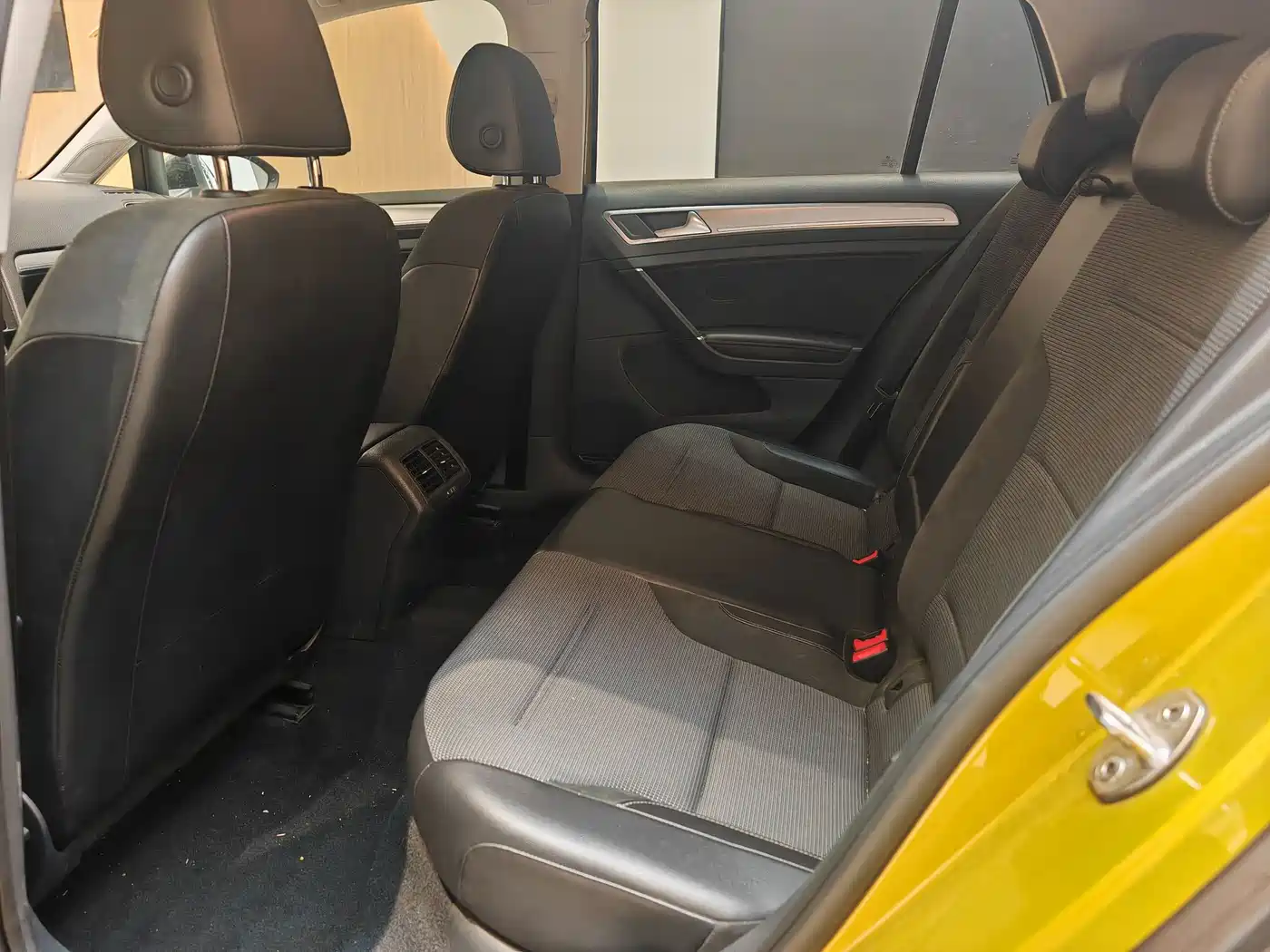 Volkswagen Golf 2018 180TSI Automatic Comfort фото 10