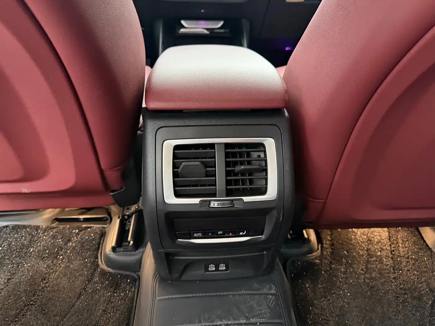 BMW iX3 2023 Leading Type фото 12