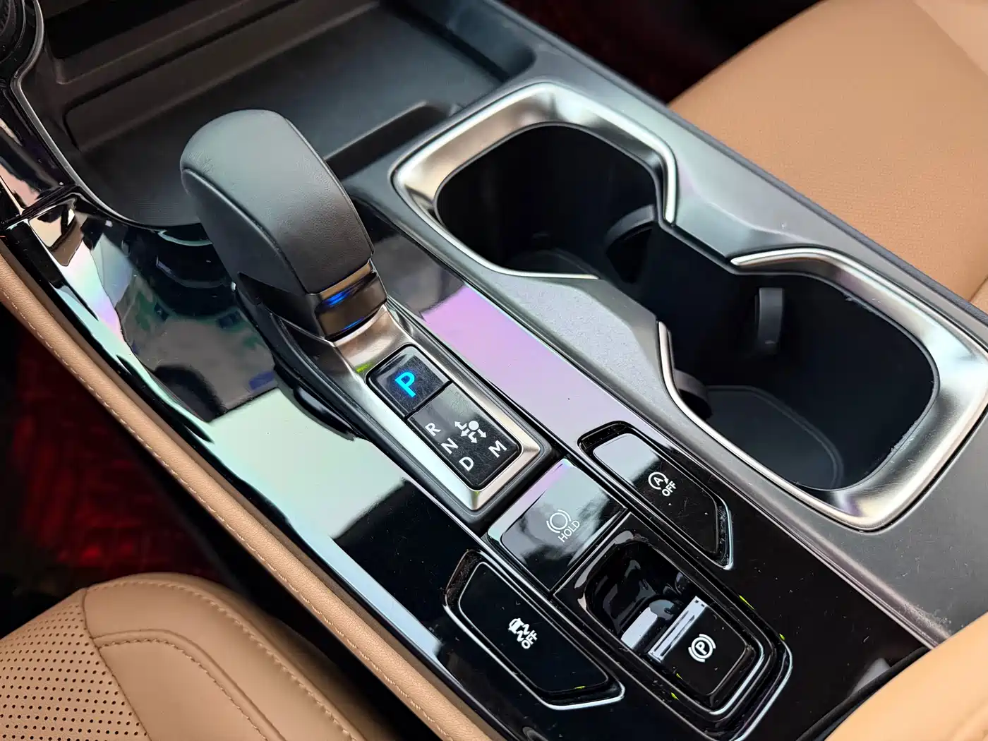 Lexus NX 2022 260 FWD Joy Creation Edition фото 12