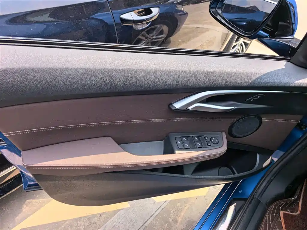 BMW 1 Series 2019 118i M Sport Package фото 7
