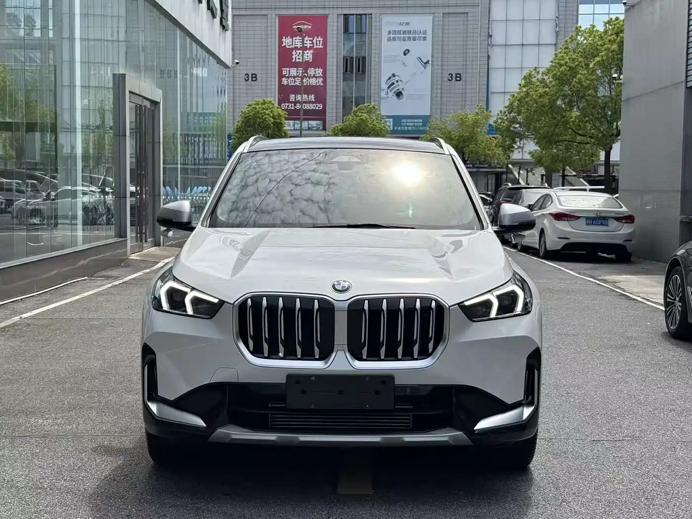 BMW X1 2023 sDrive20Li X Design Package фото 3
